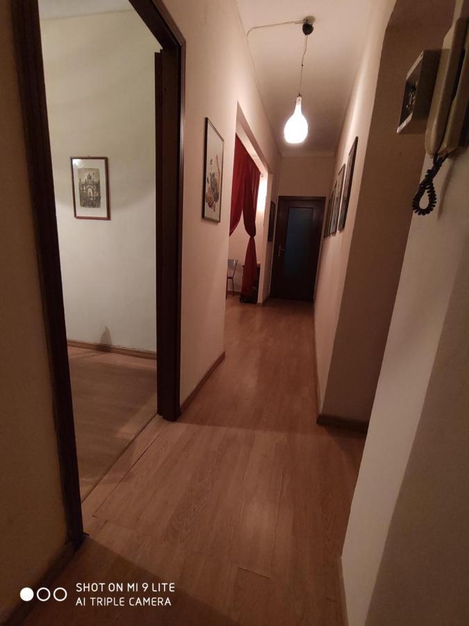Apartamento Ex Ostu Impero: Vino, Tartufo Ed Ospitalita La Morra Exterior foto